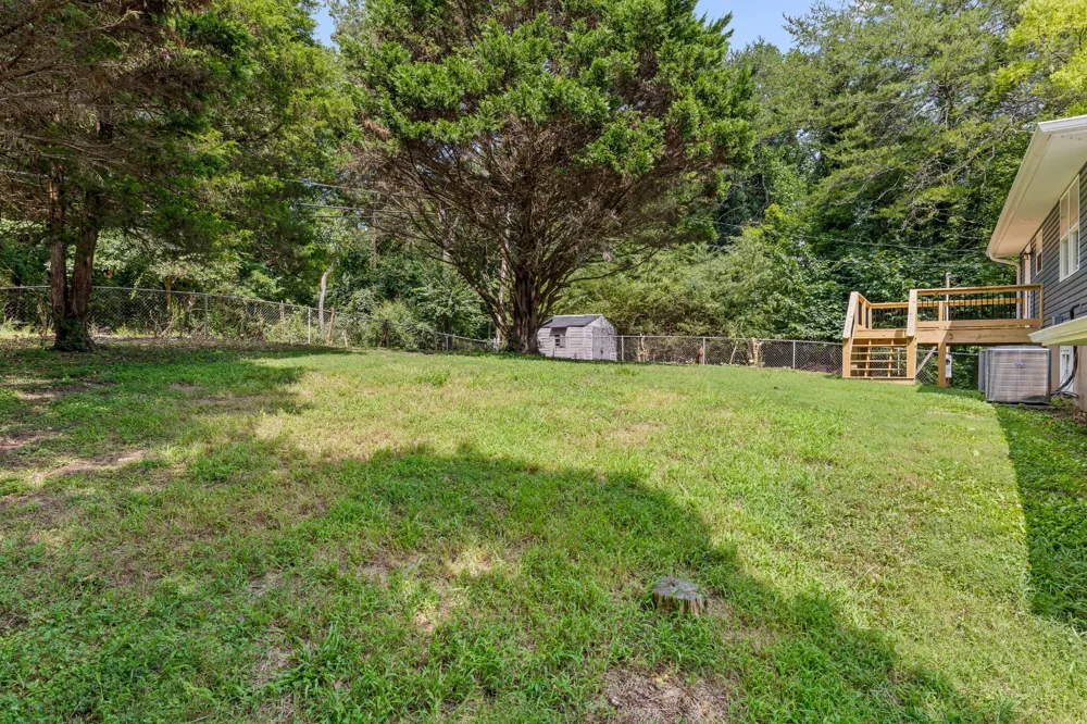 2323 Lyons Lane Soddy Daisy, TN 37379
