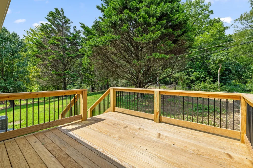 2323 Lyons Lane Soddy Daisy, TN 37379