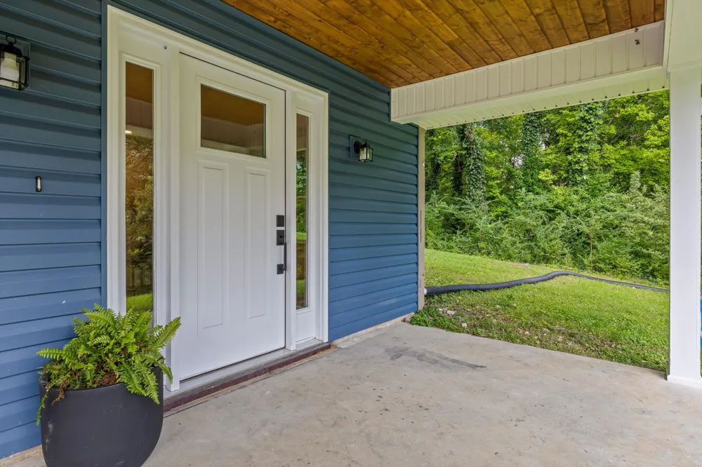 2323 Lyons Lane Soddy Daisy, TN 37379