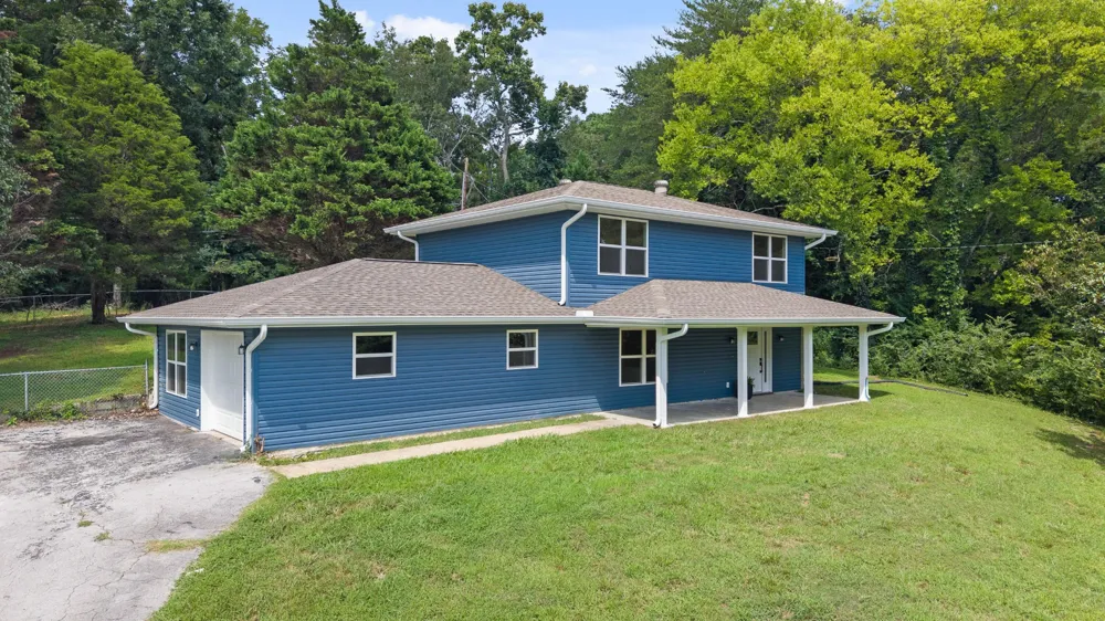 2323 Lyons Lane Soddy Daisy, TN 37379