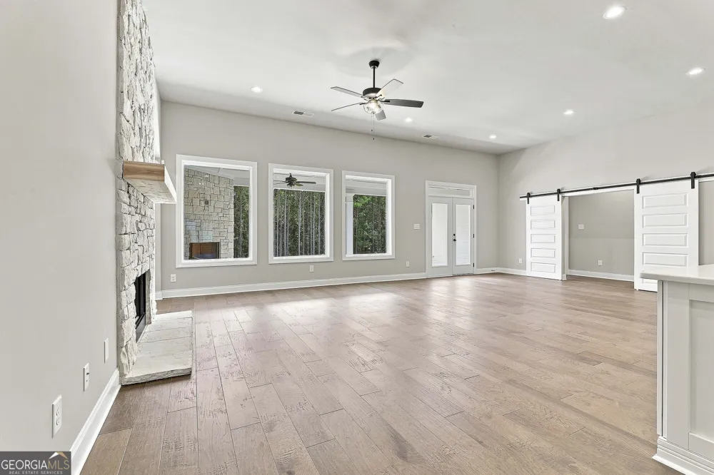 42 Traveler LN Williamson, GA 30292