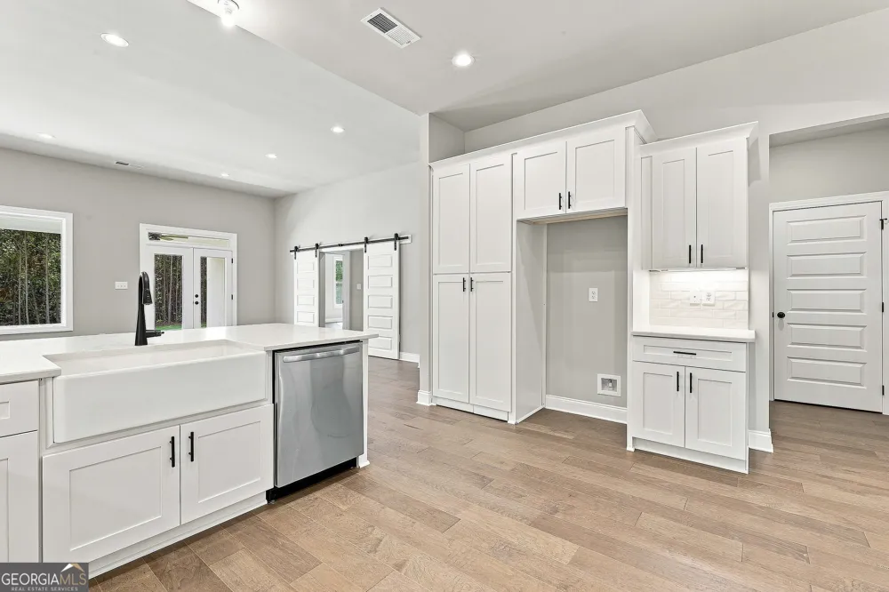 42 Traveler LN Williamson, GA 30292