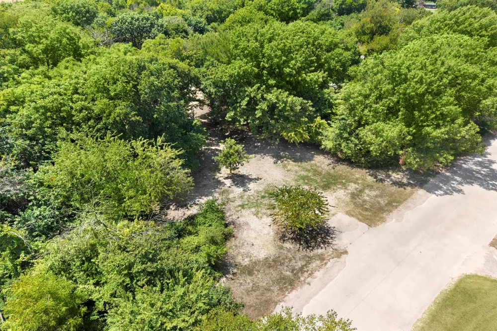 261 Rocky Drive Waxahachie, TX 75167