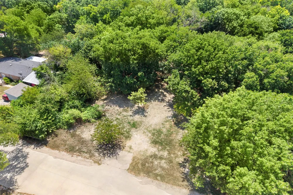 261 Rocky Drive Waxahachie, TX 75167