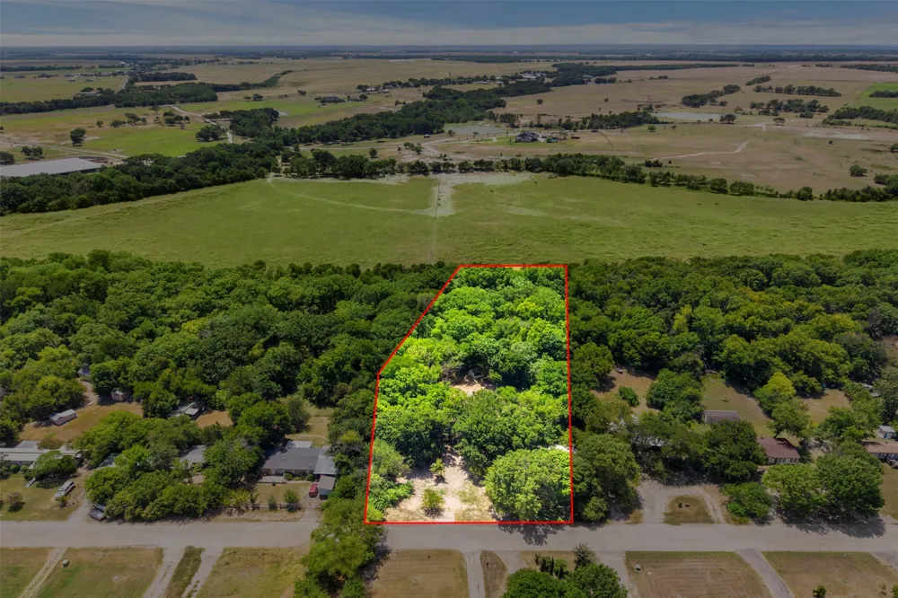 261 Rocky Drive Waxahachie, TX 75167