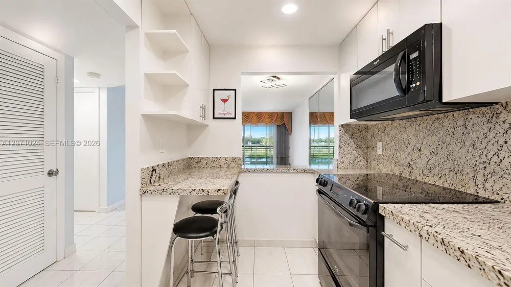8500 Sunrise Lakes Blvd #201 Sunrise, FL 33322