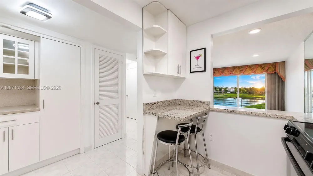 8500 Sunrise Lakes Blvd #201 Sunrise, FL 33322