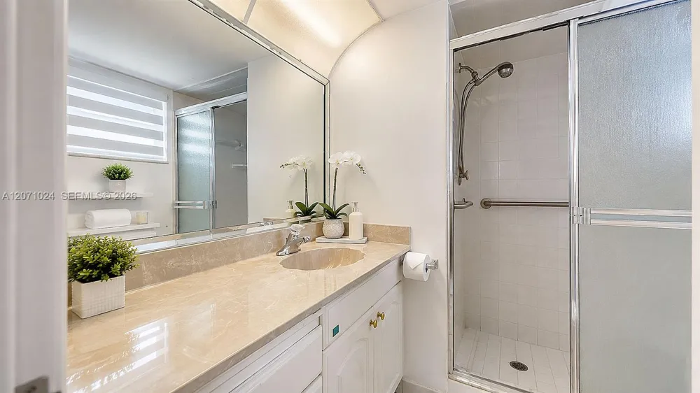 8500 Sunrise Lakes Blvd #201 Sunrise, FL 33322