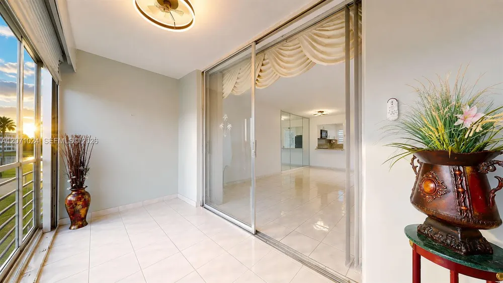 8500 Sunrise Lakes Blvd #201 Sunrise, FL 33322