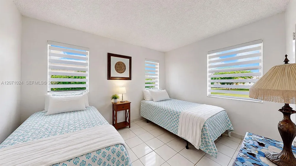 8500 Sunrise Lakes Blvd #201 Sunrise, FL 33322