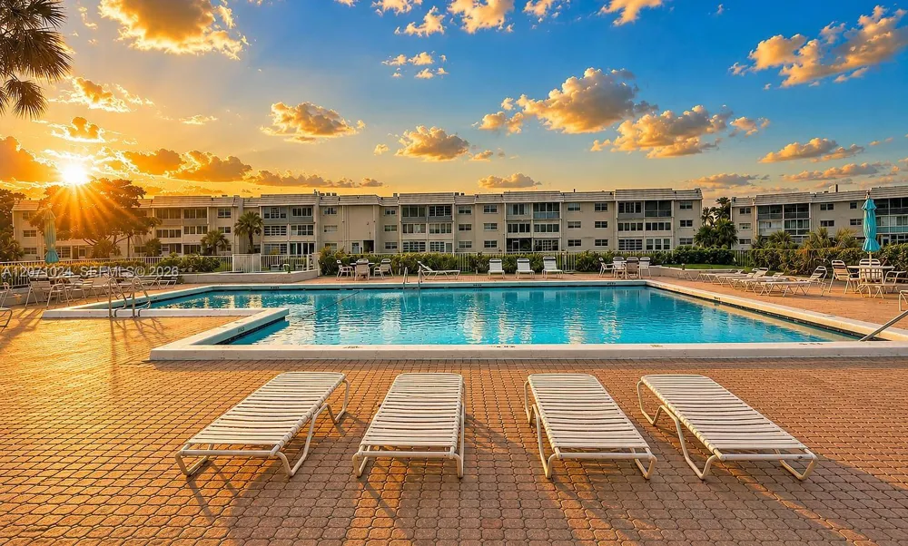 8500 Sunrise Lakes Blvd #201 Sunrise, FL 33322
