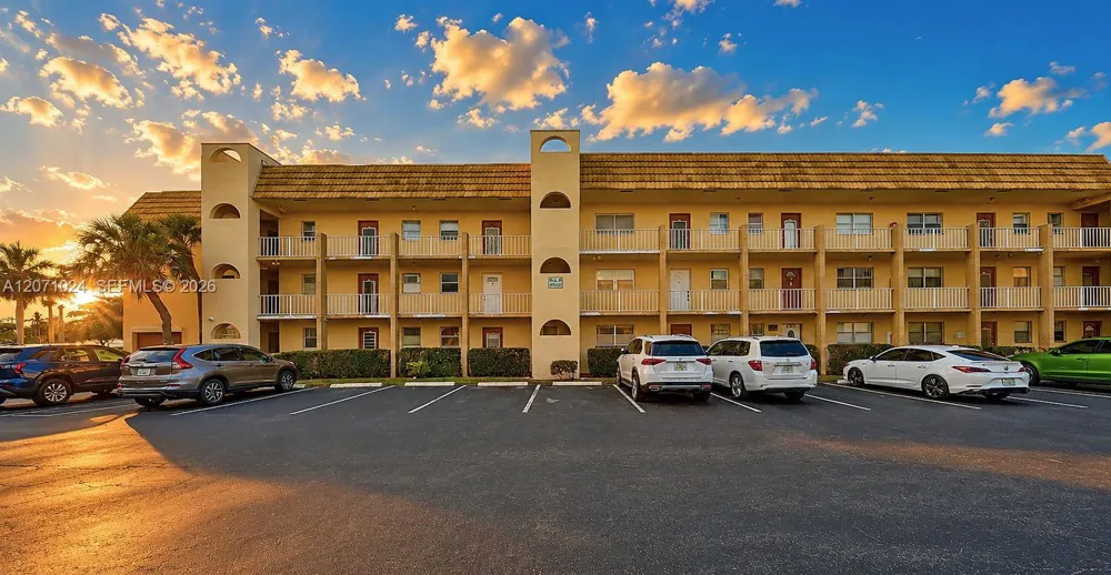 8500 Sunrise Lakes Blvd #201 Sunrise, FL 33322