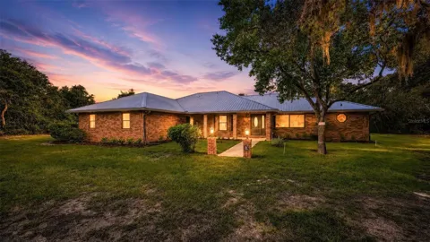 445 POLITE DRIVE