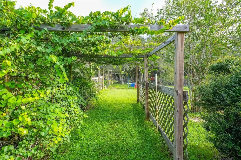 445 POLITE DRIVE Deltona, FL 32725