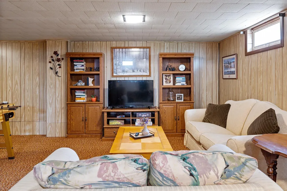 213 3rd Street S Gaylord, MN 55334