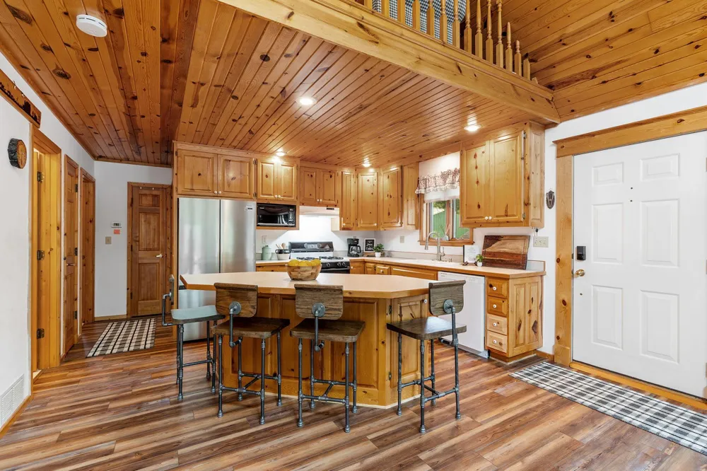 11670 Elm Circle Pine City, MN 55063