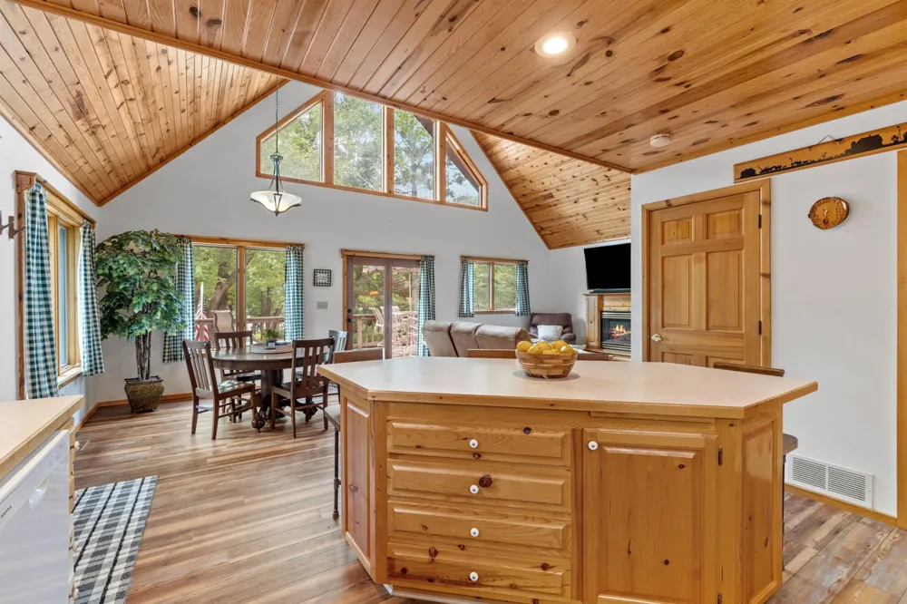 11670 Elm Circle Pine City, MN 55063