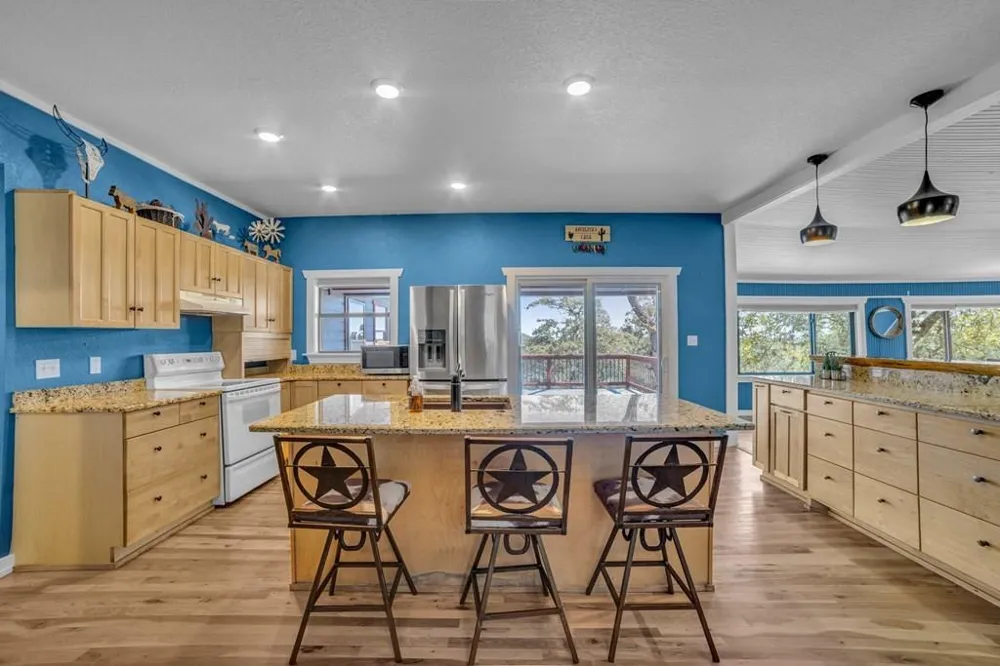 117 Ancient Coast Rd Fredericksburg, TX 78624