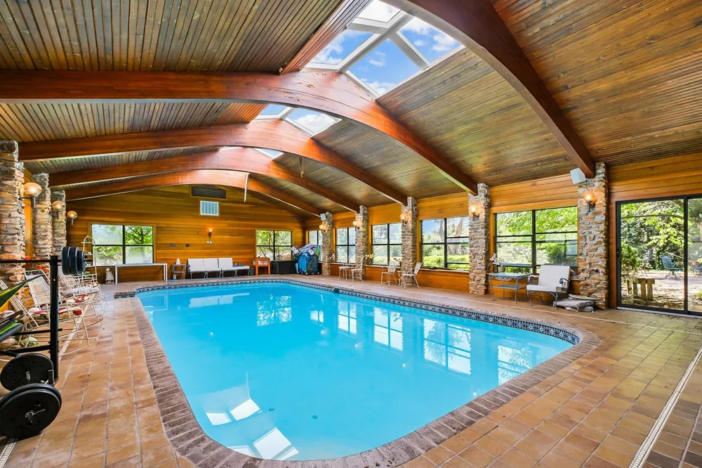 104 Braeburn Circle Kerrville, TX 78028