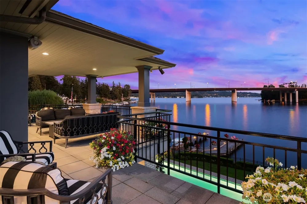 16 Enatai Drive Bellevue, WA 98004