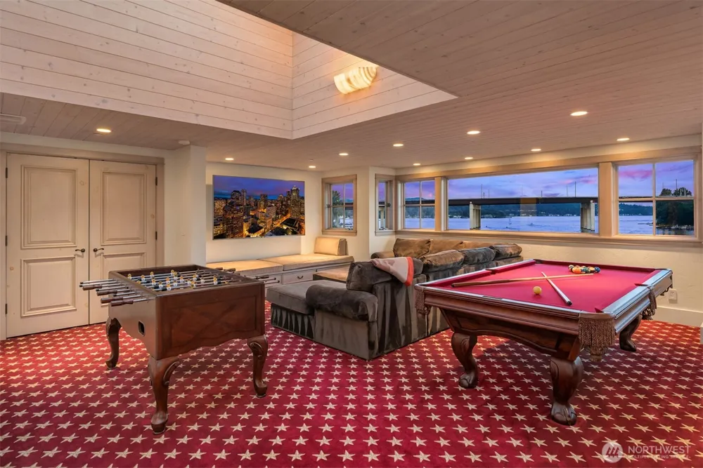 16 Enatai Drive Bellevue, WA 98004