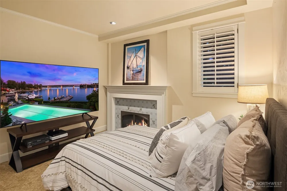 16 Enatai Drive Bellevue, WA 98004