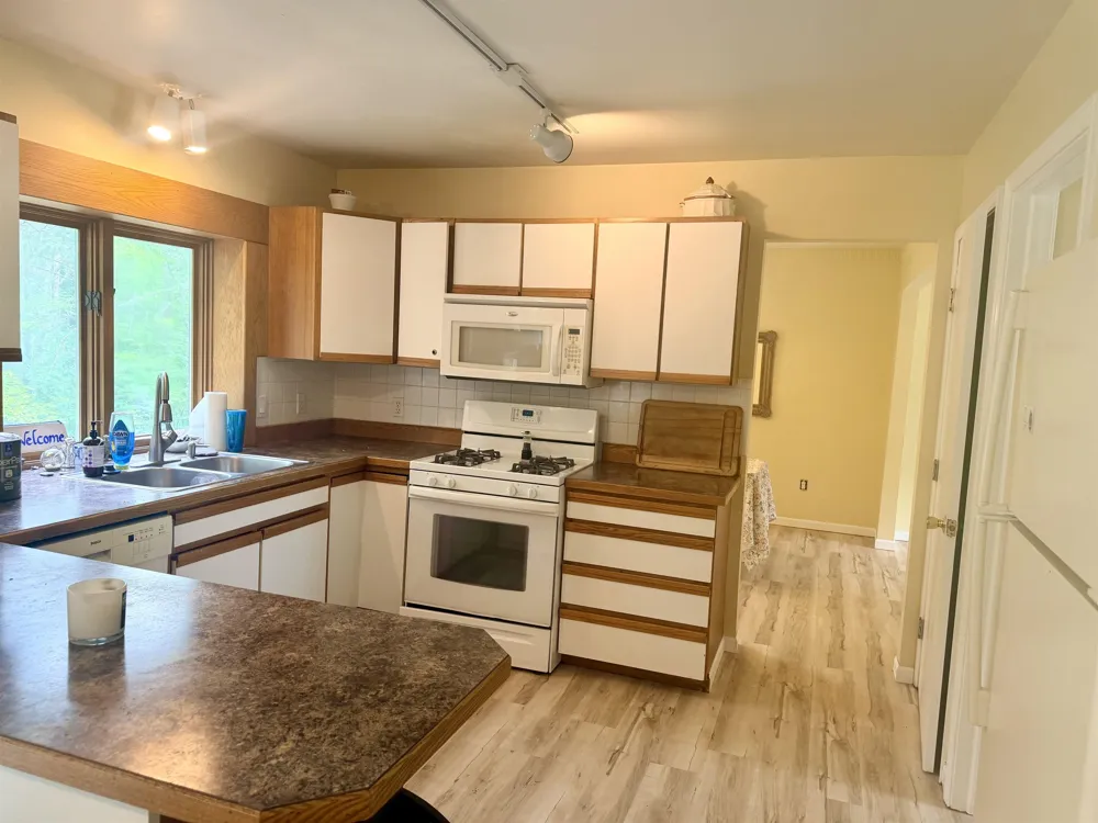 3419 Timberwood Drive Acme Township, MI 49686