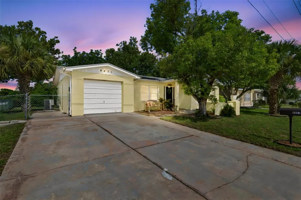 9631 MARLINTON LANE Port Richey, FL 34668
