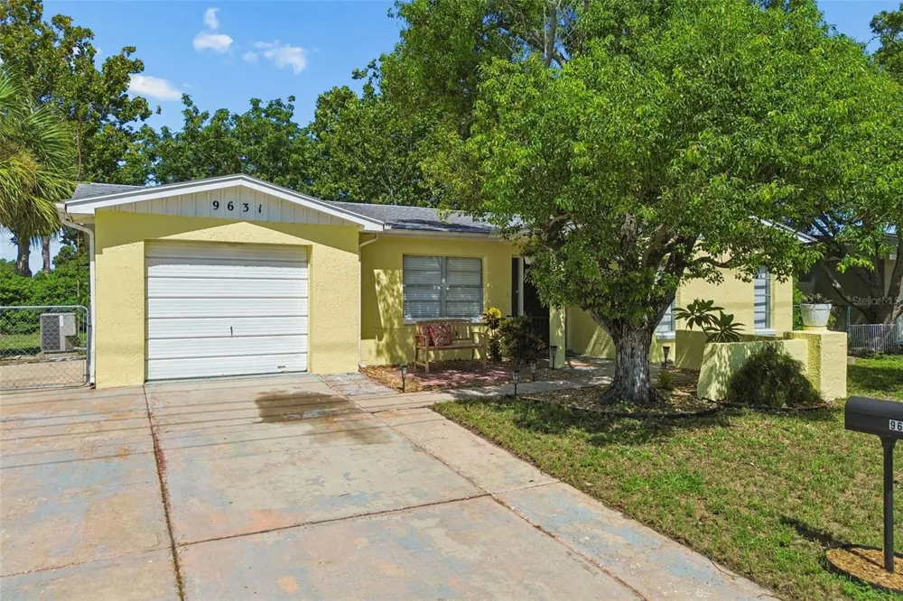 9631 MARLINTON LANE Port Richey, FL 34668