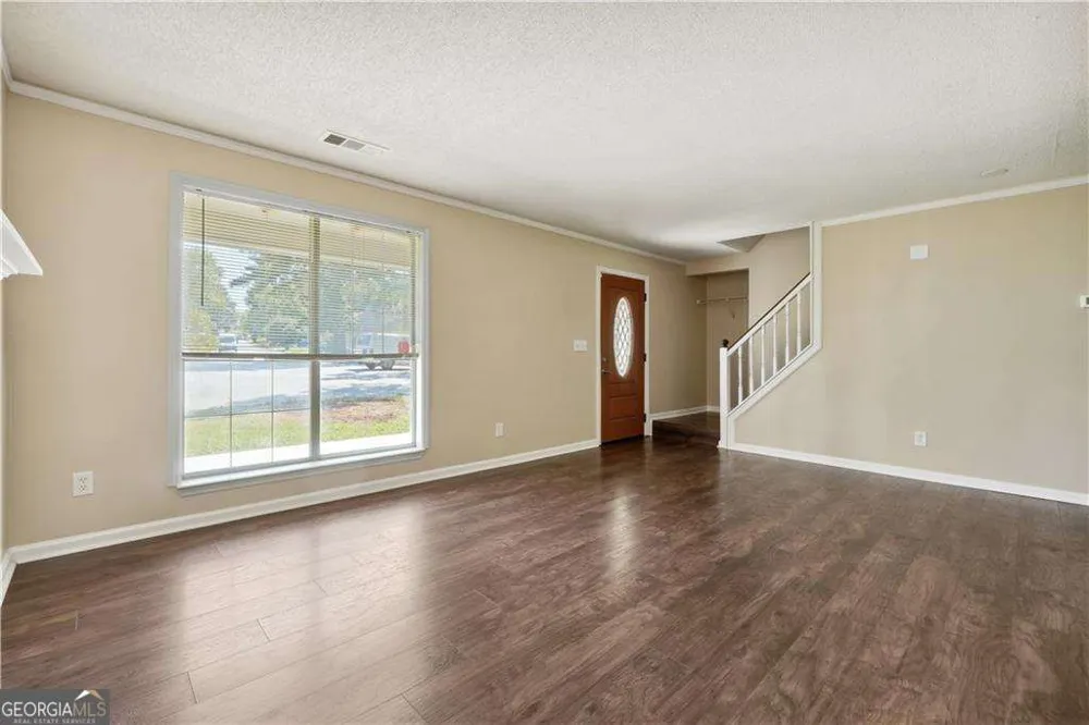 6223 Marbut Farms LN Lithonia, GA 30058