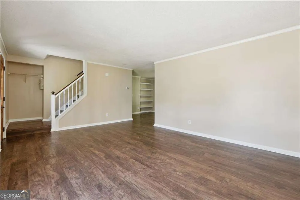 6223 Marbut Farms LN Lithonia, GA 30058