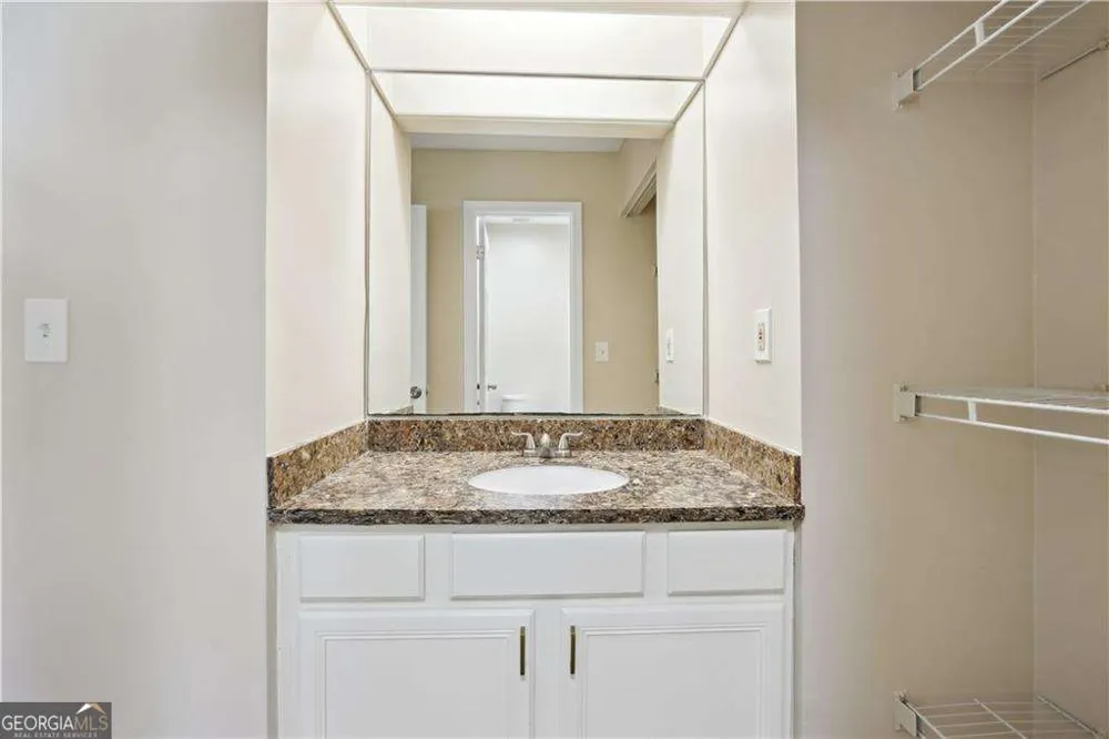 6223 Marbut Farms LN Lithonia, GA 30058