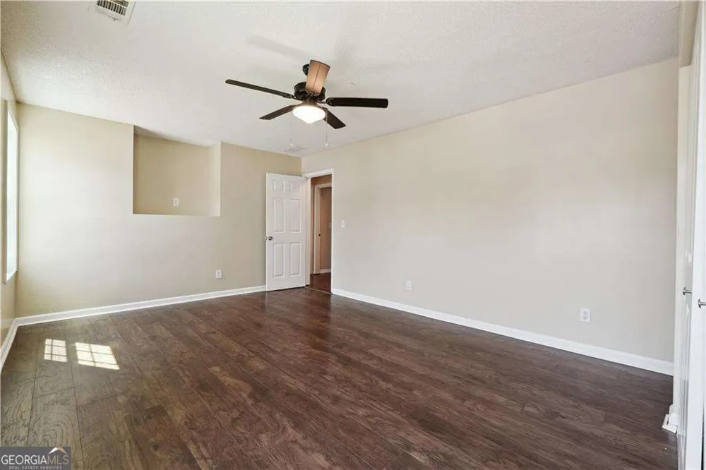 6223 Marbut Farms LN Lithonia, GA 30058