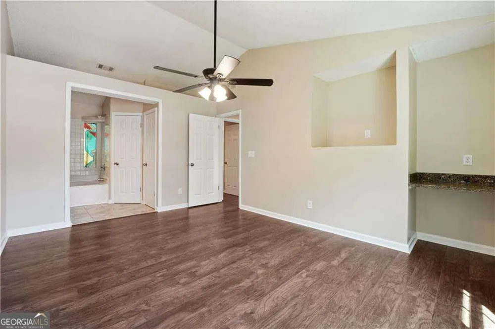 6223 Marbut Farms LN Lithonia, GA 30058