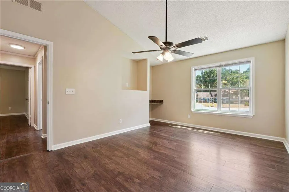 6223 Marbut Farms LN Lithonia, GA 30058