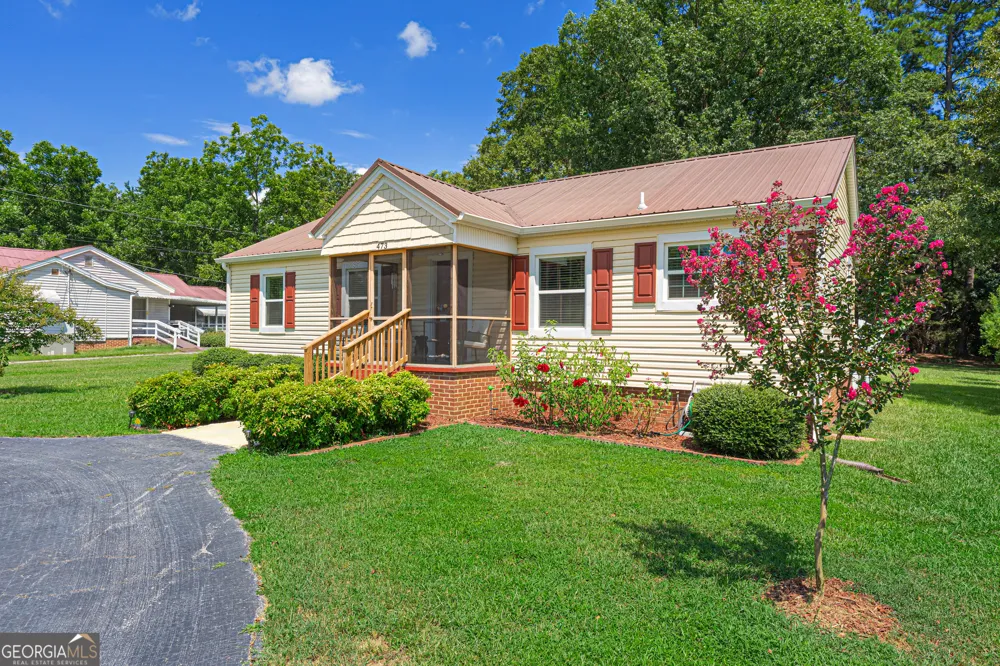 473 Ty Cobb ST Royston, GA 30662