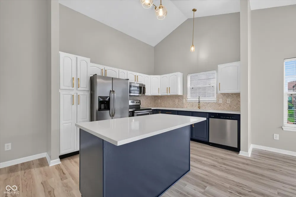 6540 Abby Lane Zionsville, IN 46077