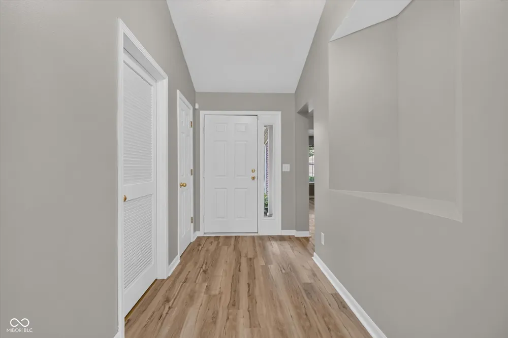 6540 Abby Lane Zionsville, IN 46077