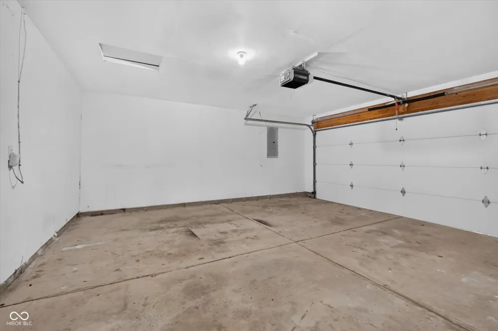 6540 Abby Lane Zionsville, IN 46077