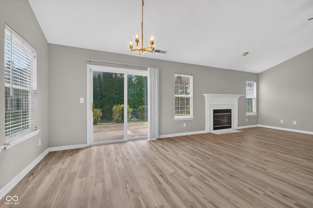 6540 Abby Lane Zionsville, IN 46077