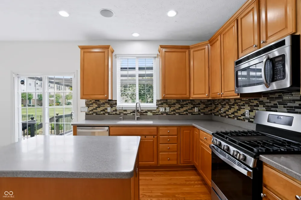 13973 Avalon East Drive Fishers, IN 46037
