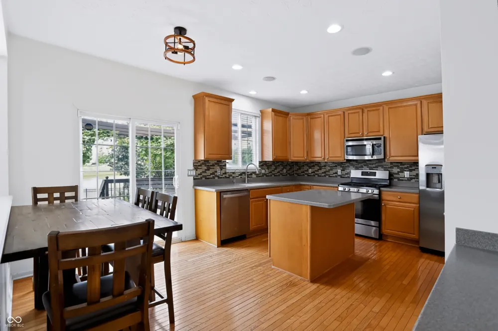 13973 Avalon East Drive Fishers, IN 46037