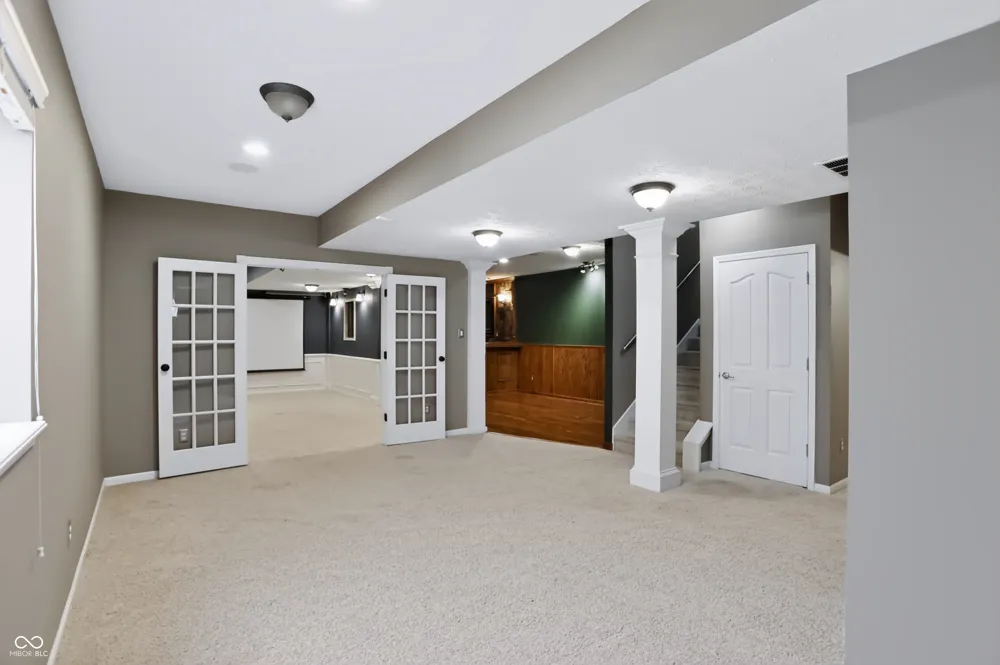 13973 Avalon East Drive Fishers, IN 46037