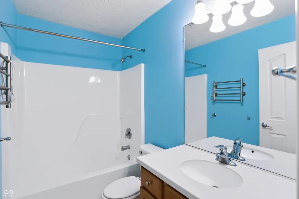 13973 Avalon East Drive Fishers, IN 46037