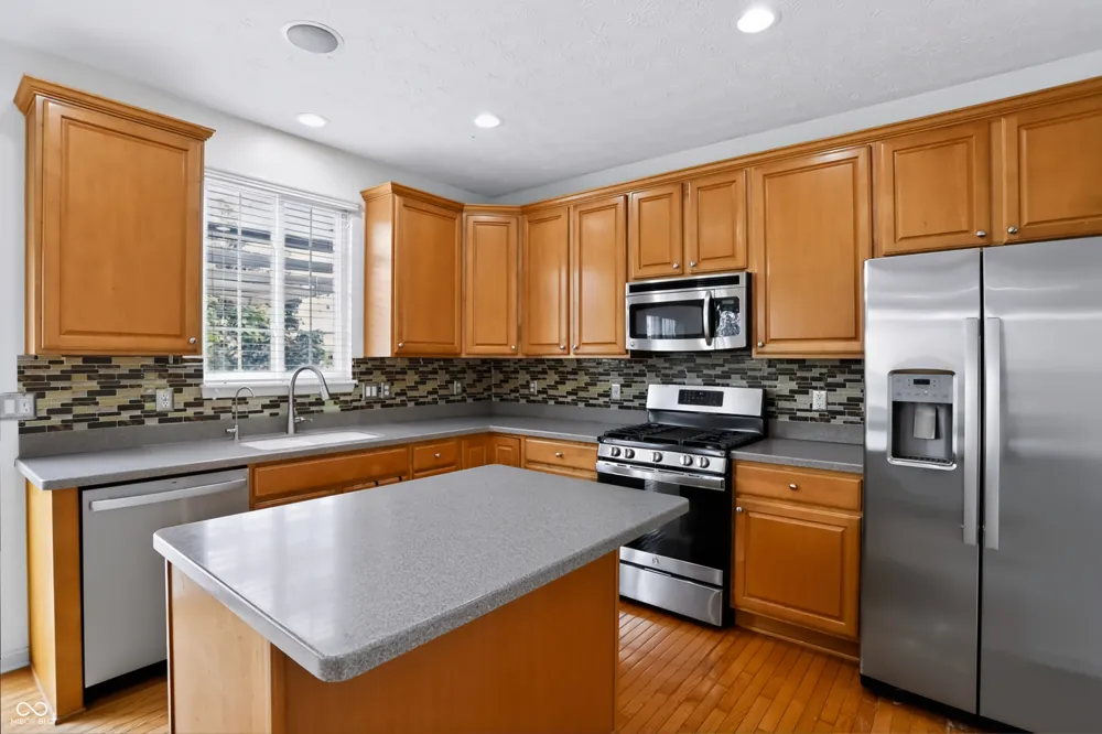 13973 Avalon East Drive Fishers, IN 46037