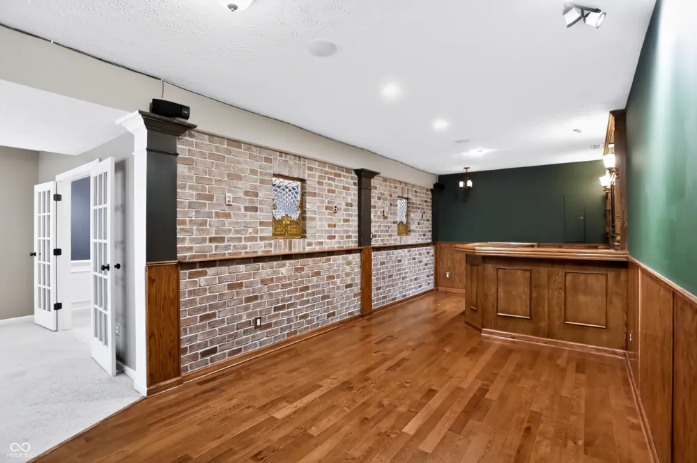 13973 Avalon East Drive Fishers, IN 46037
