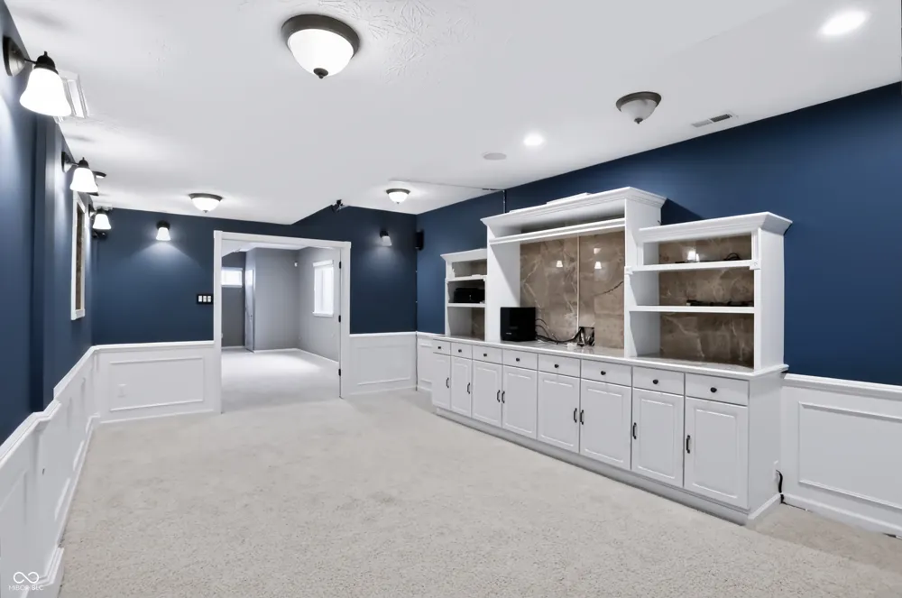 13973 Avalon East Drive Fishers, IN 46037