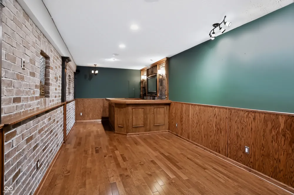 13973 Avalon East Drive Fishers, IN 46037