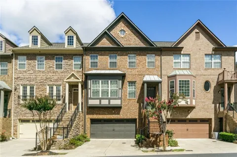 9034 Woodland Trail