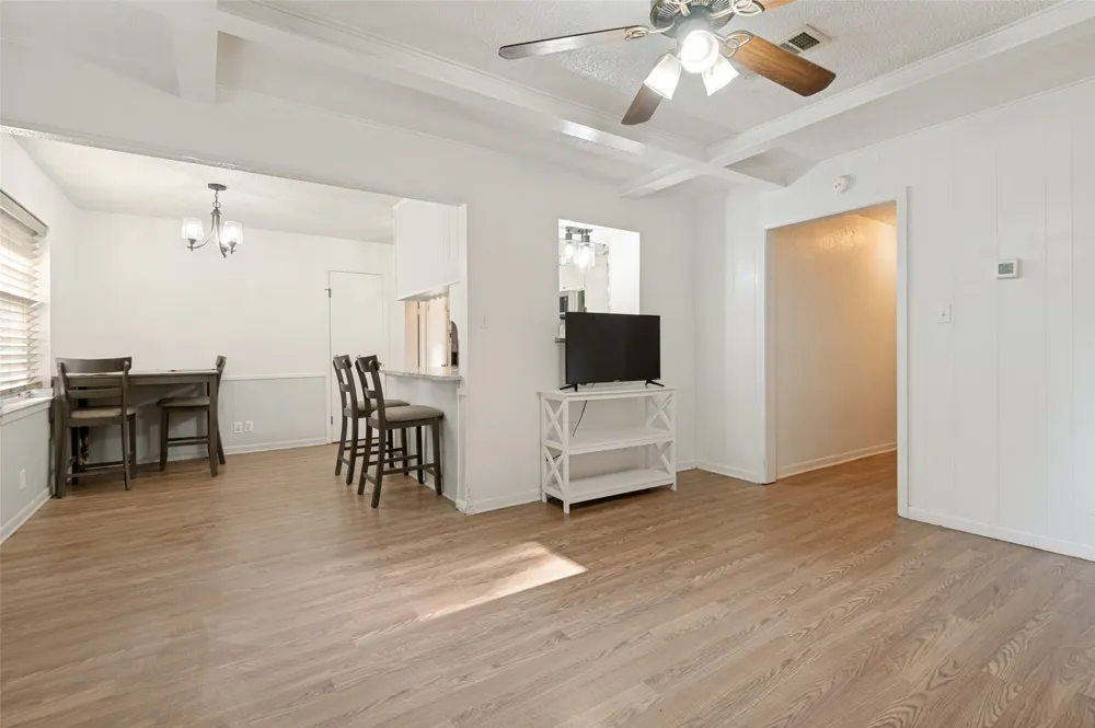 2304 Shady Brook Drive Bedford, TX 76021